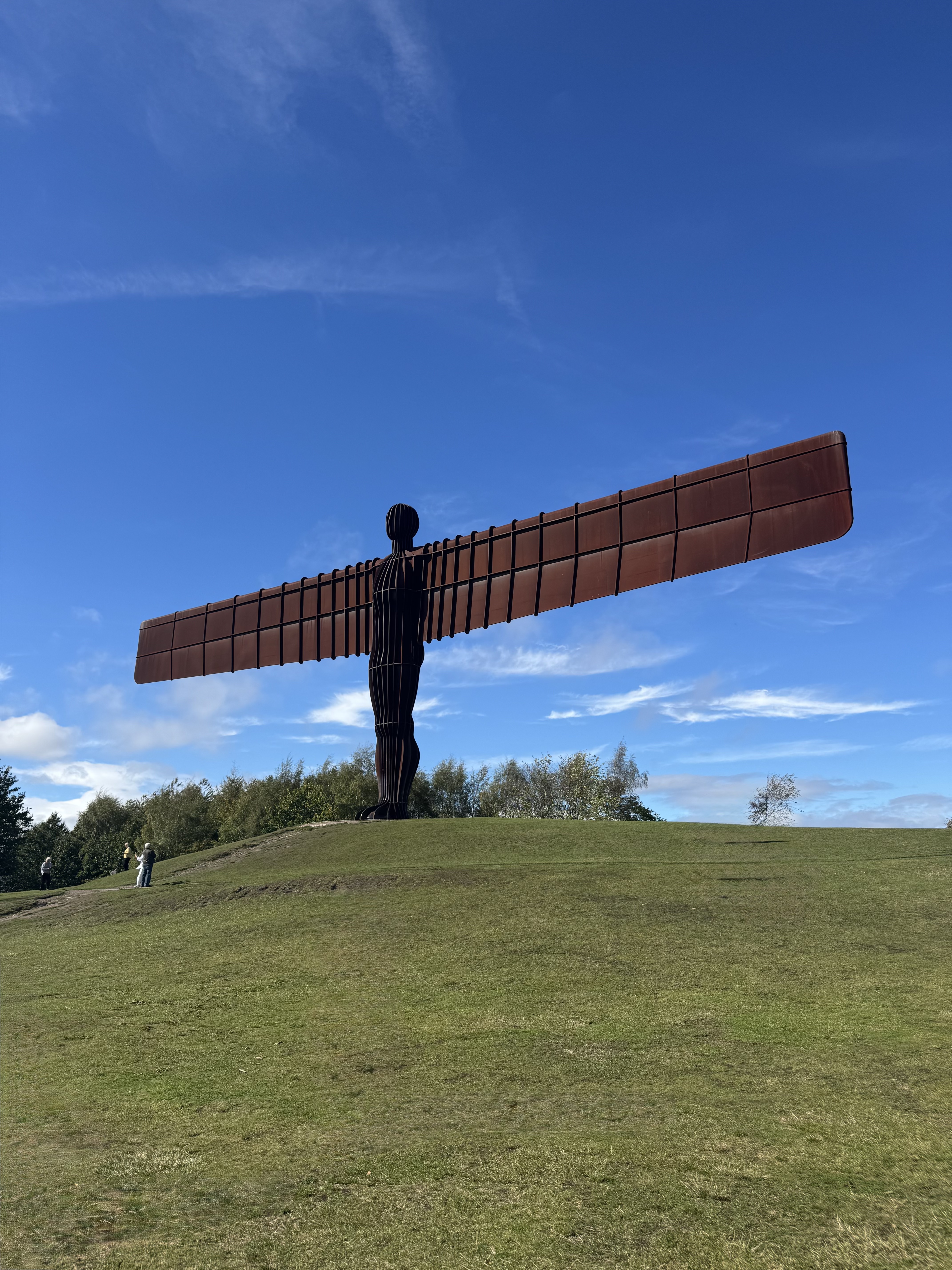 expat-explore-tour-leader-tips-travel-experts-adriana-uk-ireland (20)