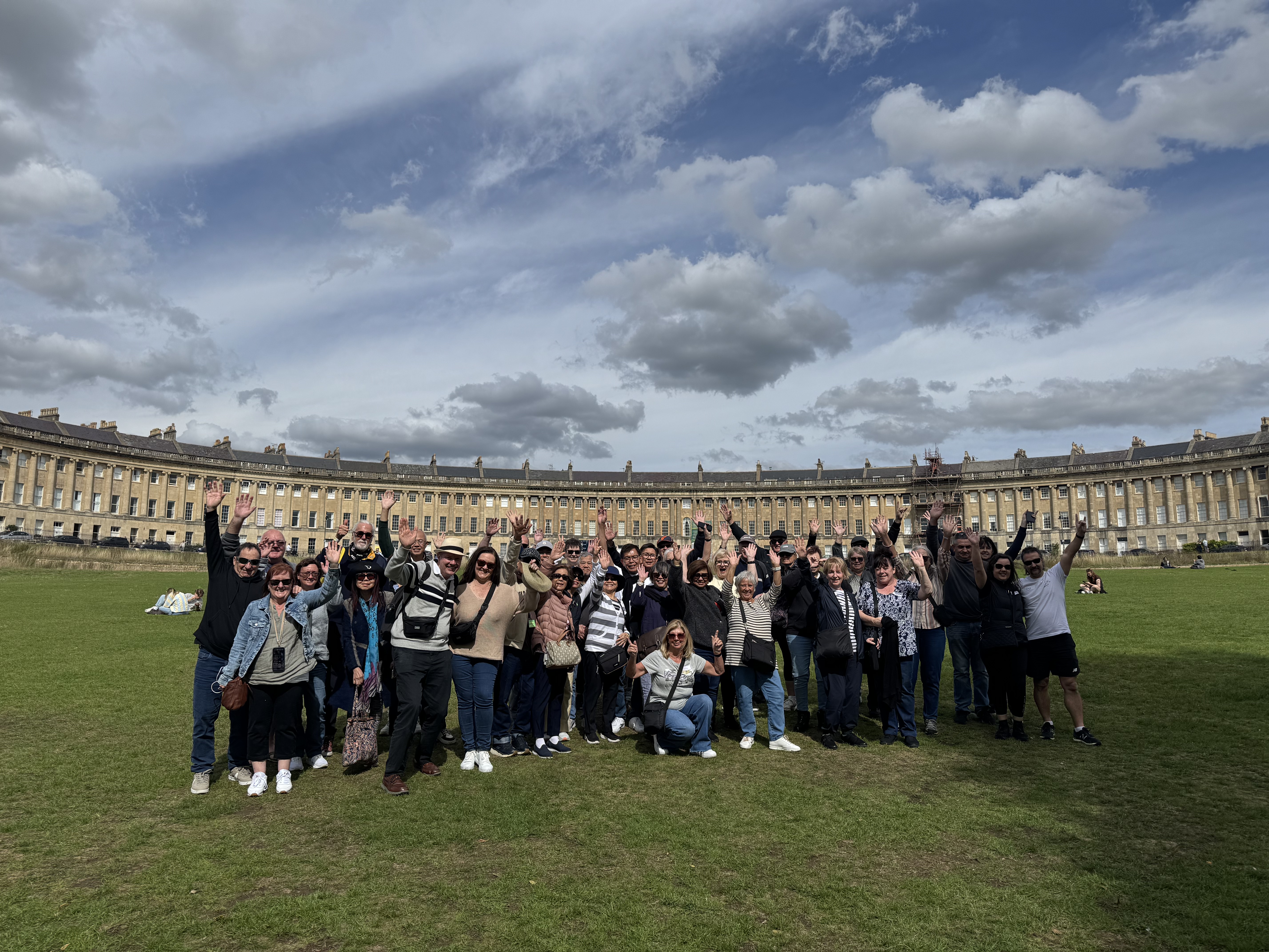 expat-explore-tour-leader-tips-travel-experts-adriana-uk-ireland (14)