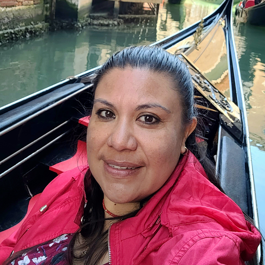 mayra-travel-expert-expat-explore-square
