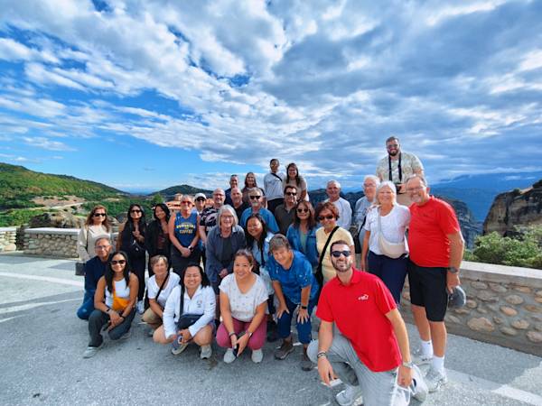 Dimos on tour