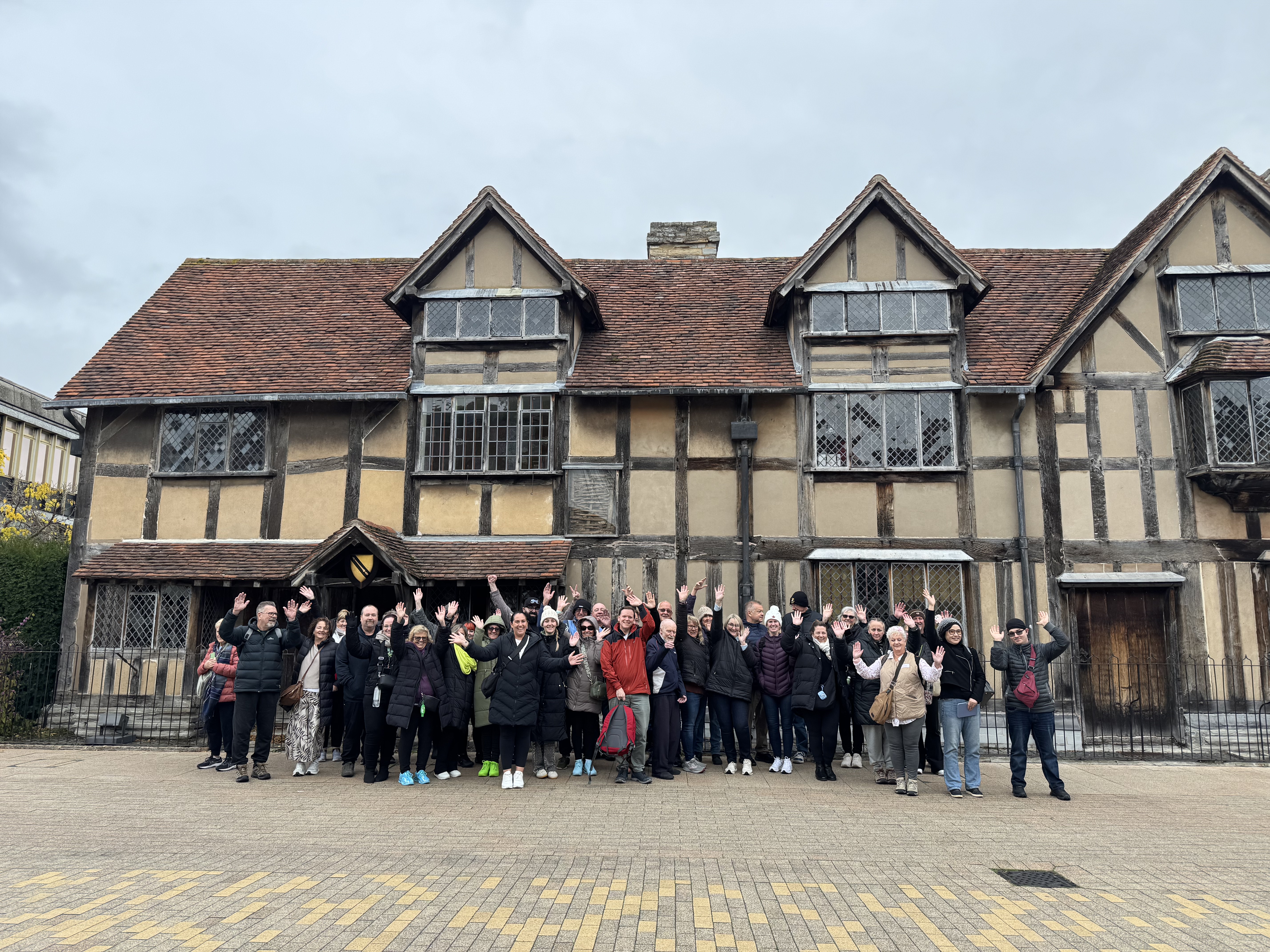 expat-explore-tour-leader-tips-travel-experts-adriana-uk-ireland (29)