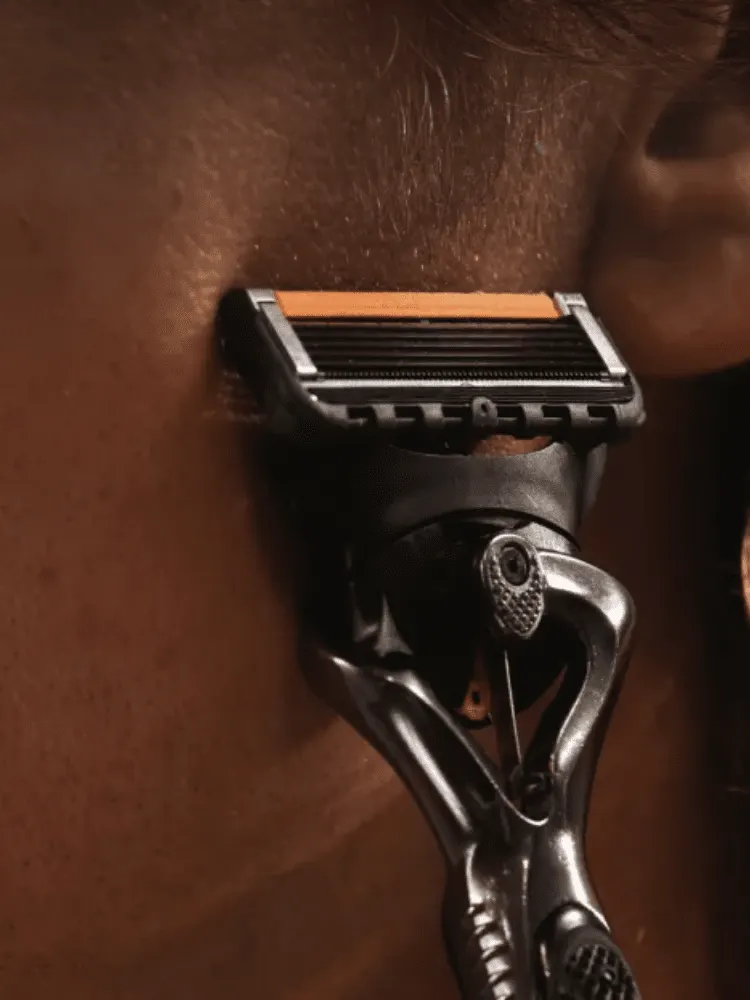 Jak uniknąć włosów podczas golenia: technologia Gillette Flexball