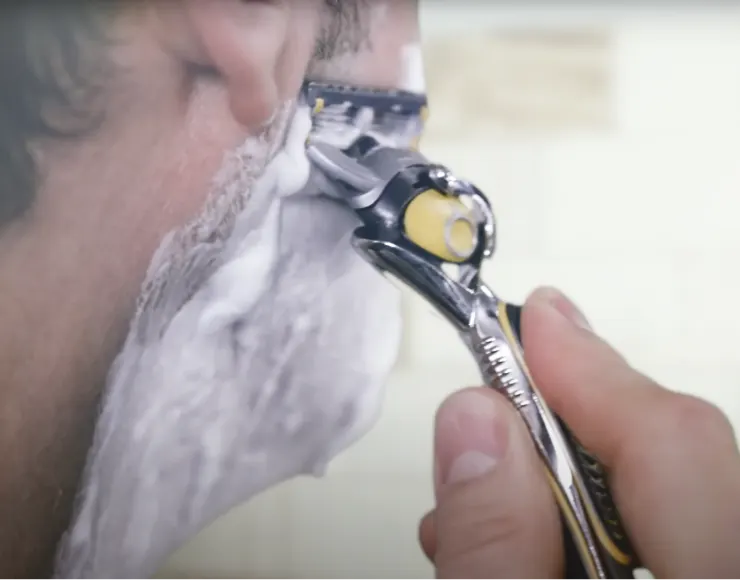 Tıraş Kızarıklığını Önleyin: Gillette Sabitleyici Bıçaklar