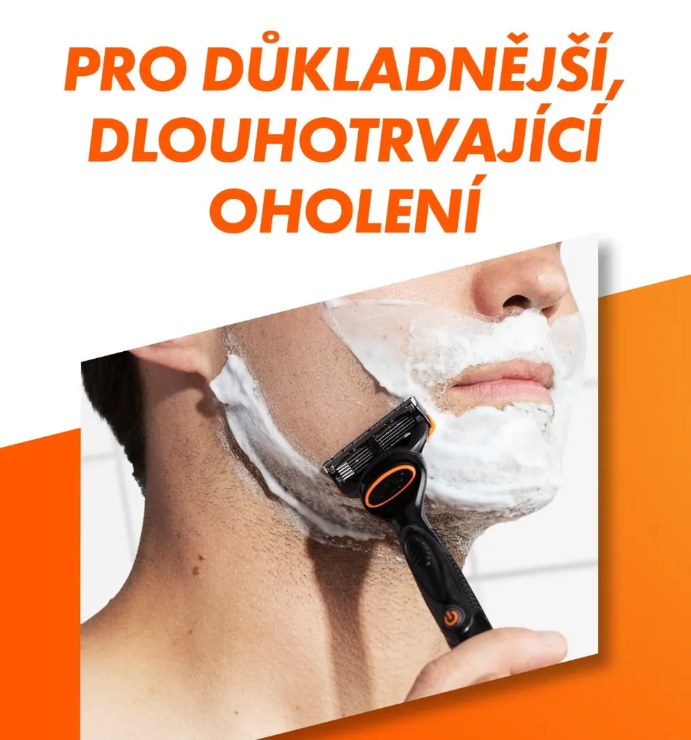 Muž, který se holí břitvou Gillette Fusion5