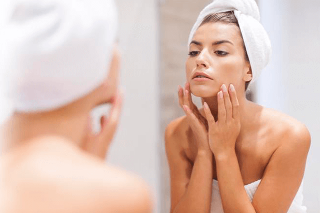 What Causes Pimples & Acne?