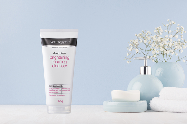 Neutrogena cleansing foam discount