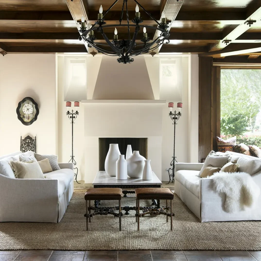 Benjamin_Moore_Header.webp