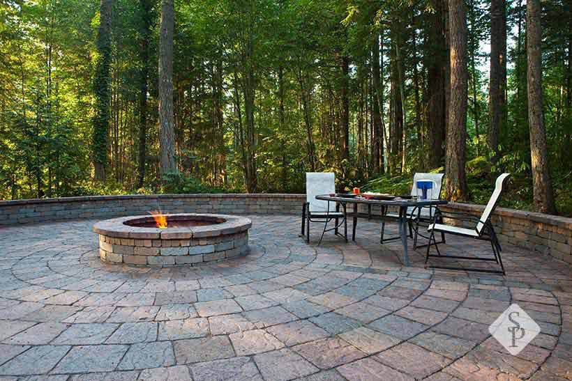 stone round fire pit