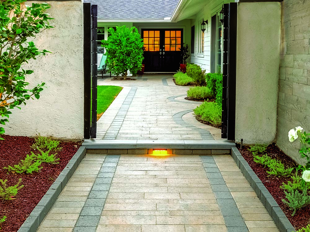 Paver walkway, front entrance