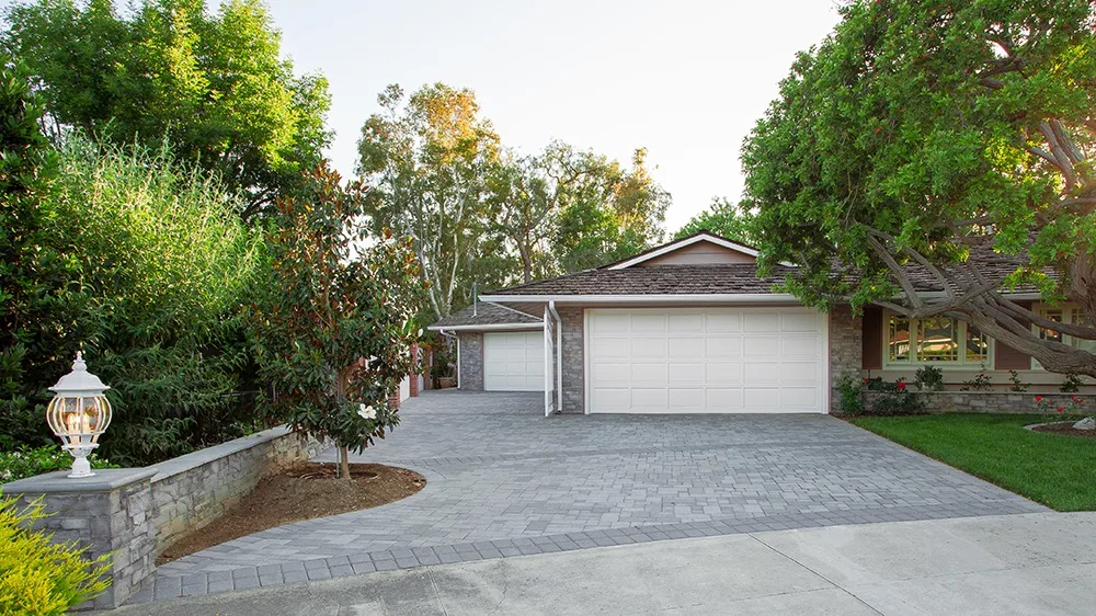 Paver driveway with paver retention wall 