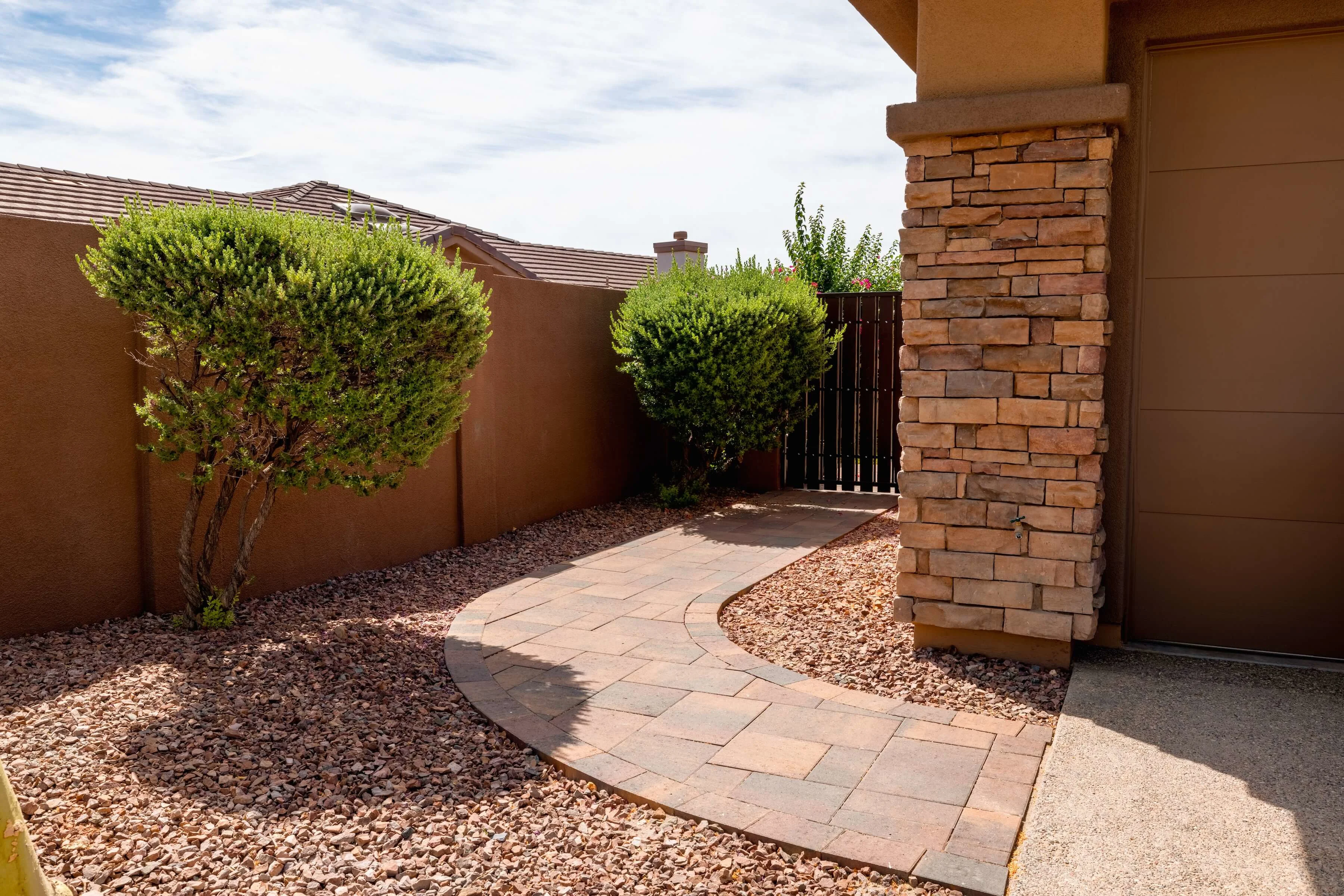 After Pic of Phoenix Arizona Paver Walkway Front Entrance
