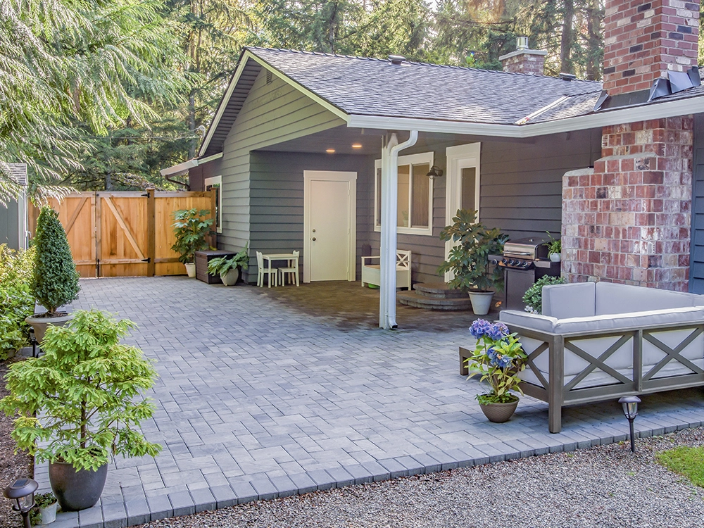 Paver driveway and patio in Washington. 