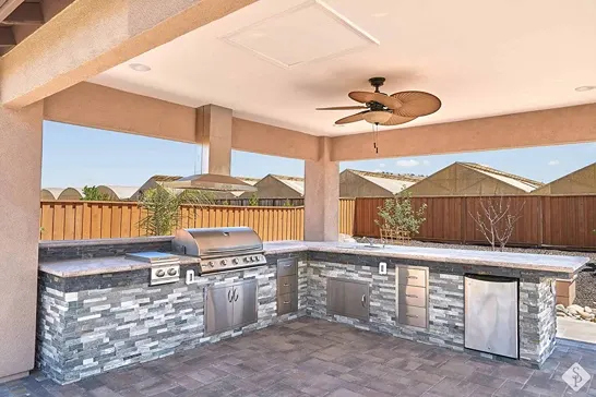 outdoor kitchen