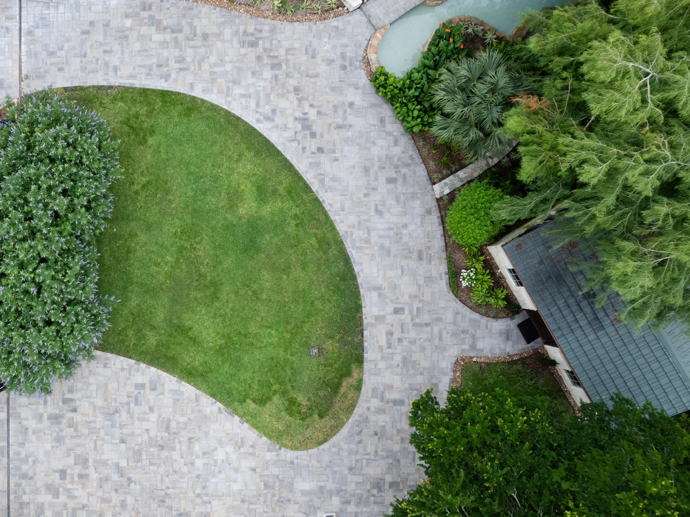 Large paver driveway in Texas. 