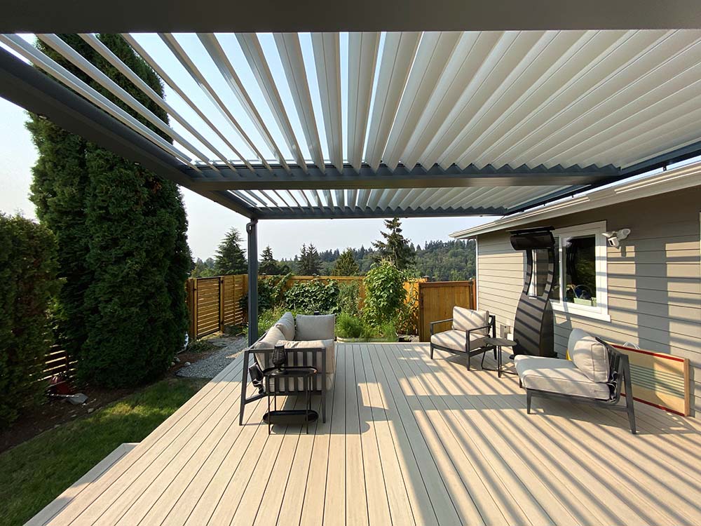 Pergola over a deck with furniture