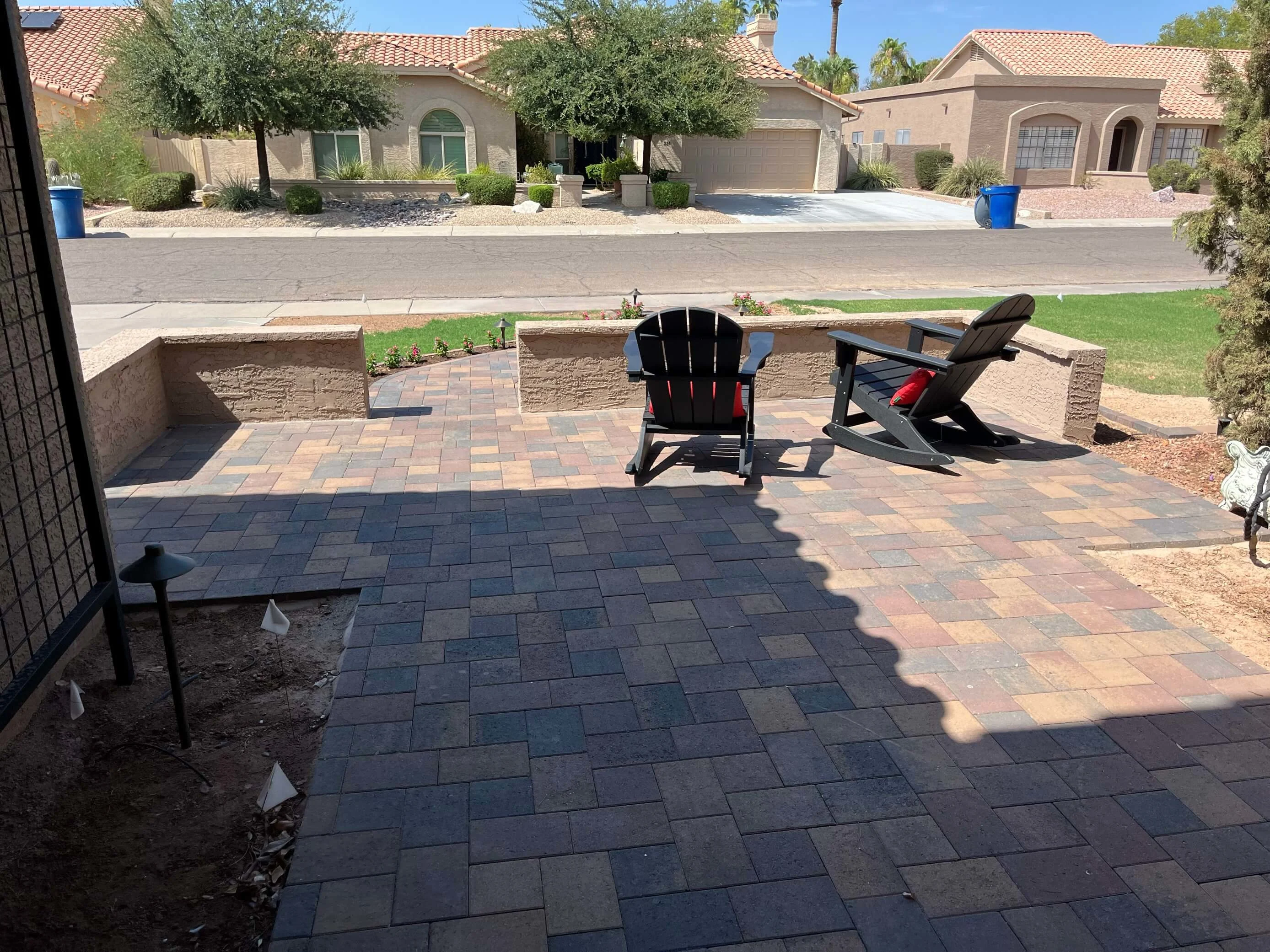 Interlocking paver courtyard front entry in Phoenix