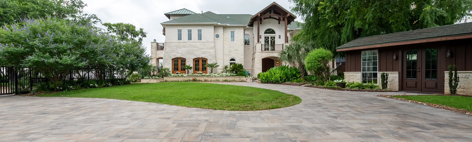 Beautiful paving stone driveway