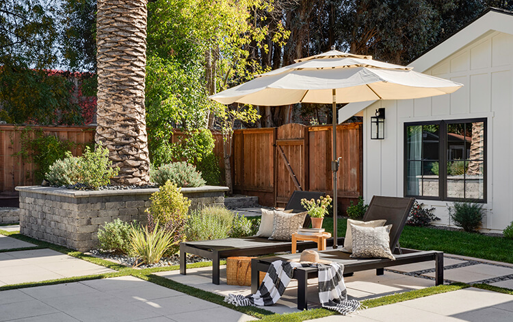 California home with paving stone patio