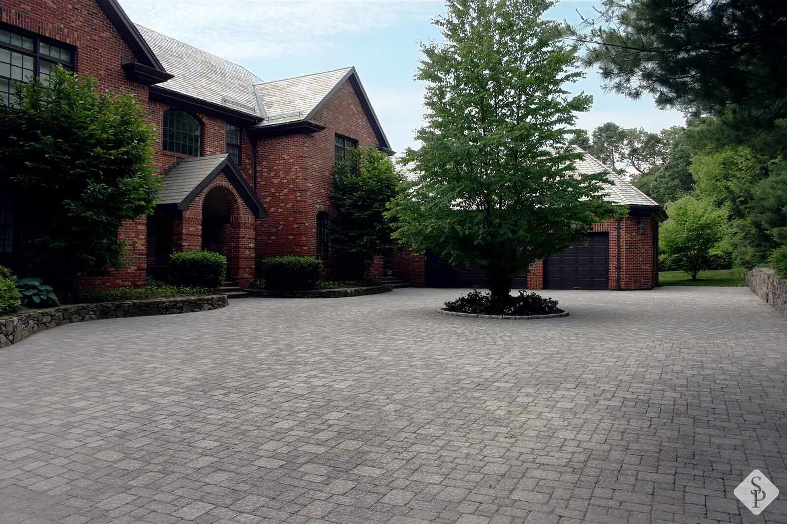 paver driveway