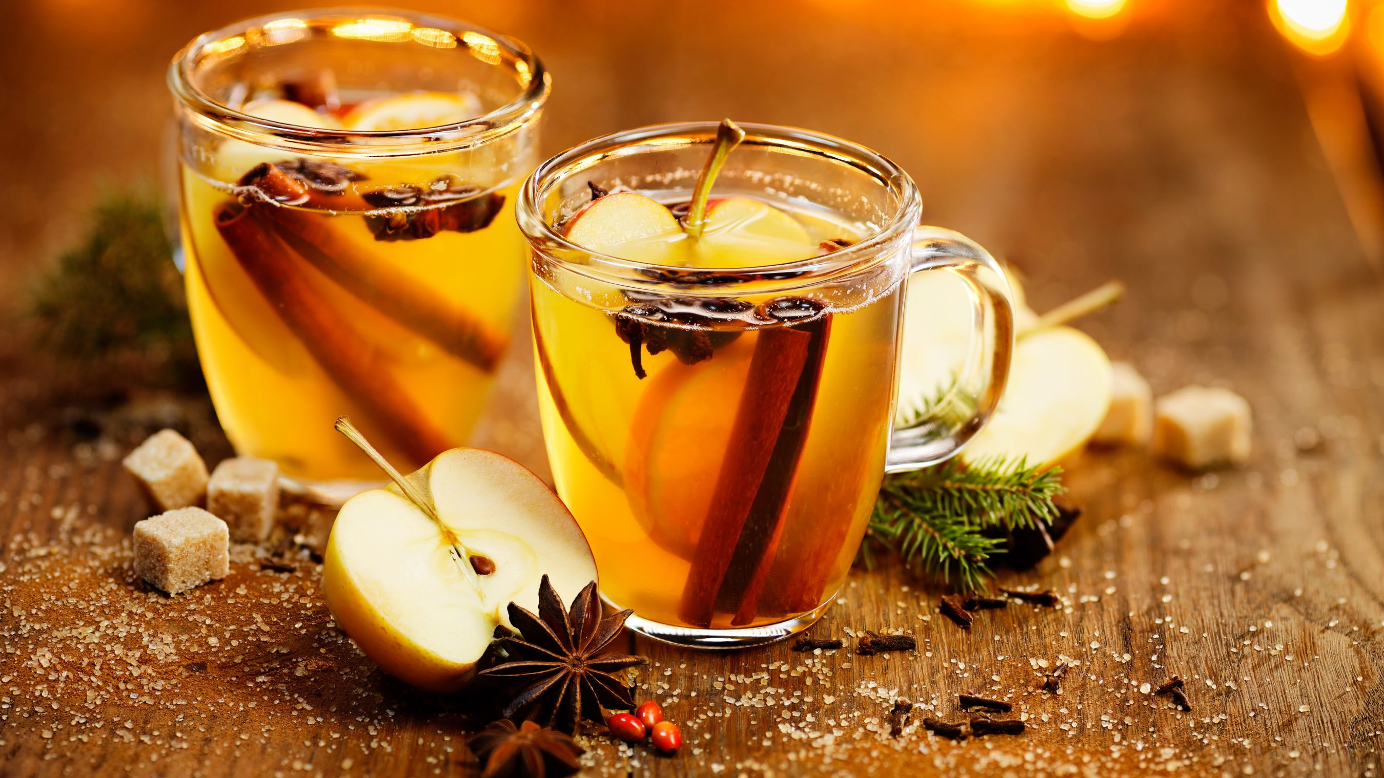 Festive fall hot apple cider buttered rum cocktail recipe