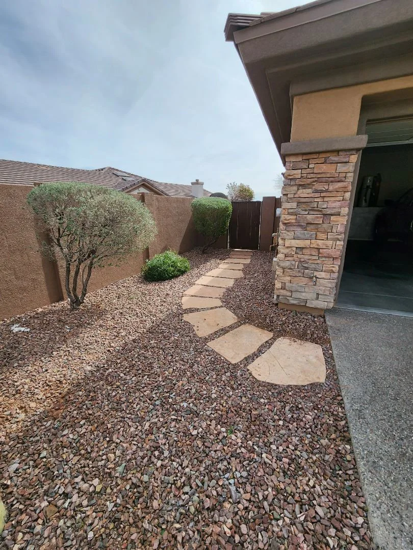 Before pic of front yard entry in Phoenix Arizona