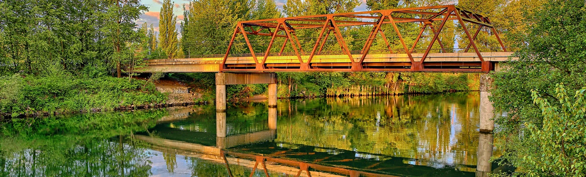 Snohomish. - bridge over a river