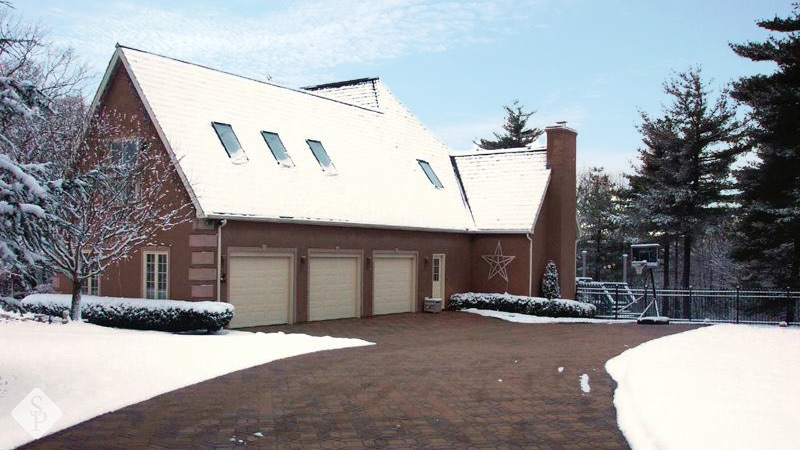 paver driveway in snow