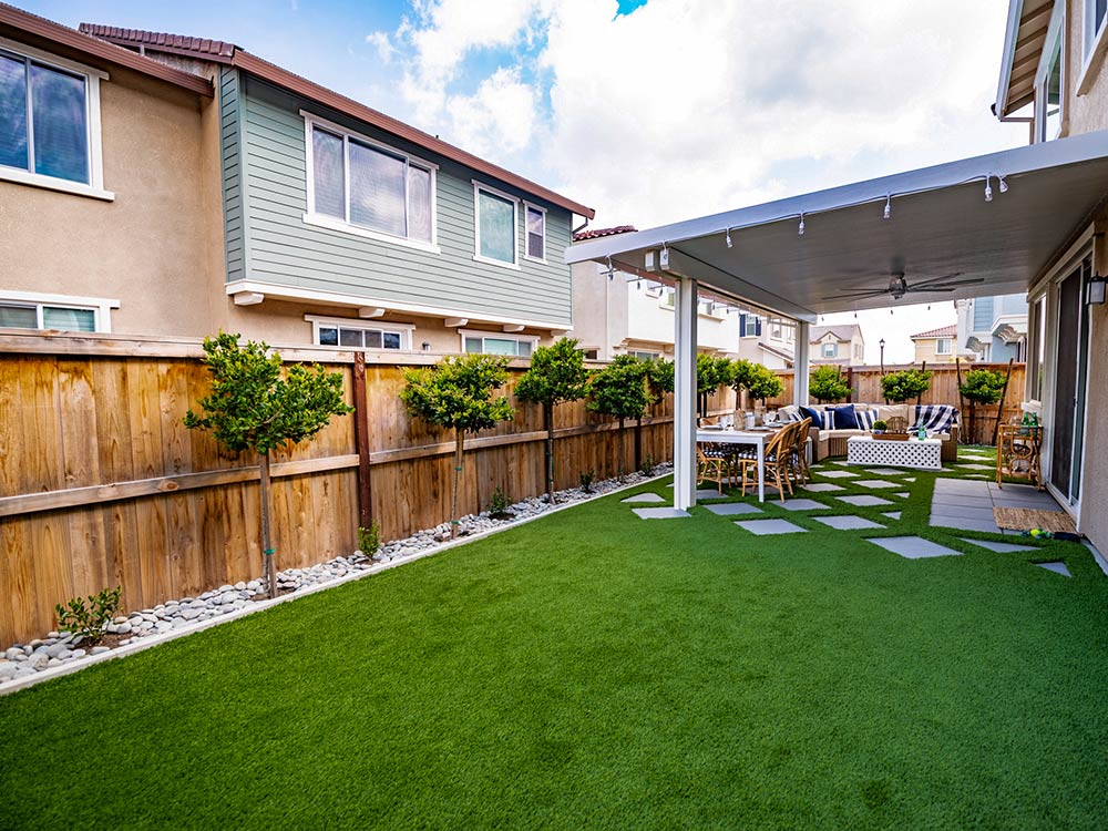 Artificial turf, pergola, paving stone patio, outdoor furniture, backyard, artificial grass, backyard ideas, landscaping ideas, universal region, daytime