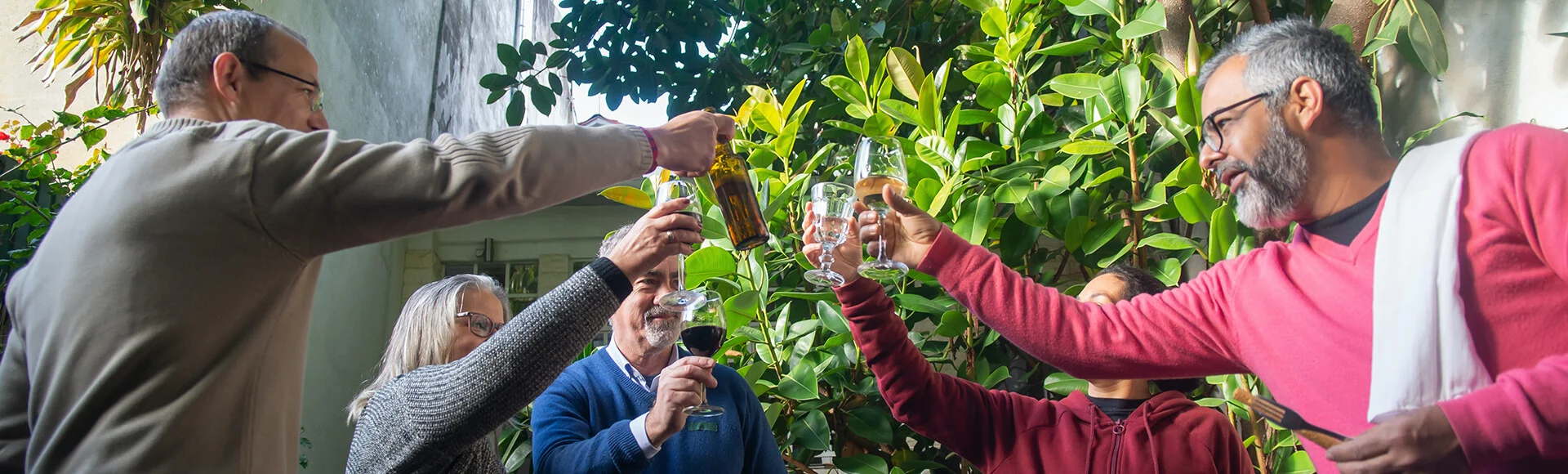 people toasting