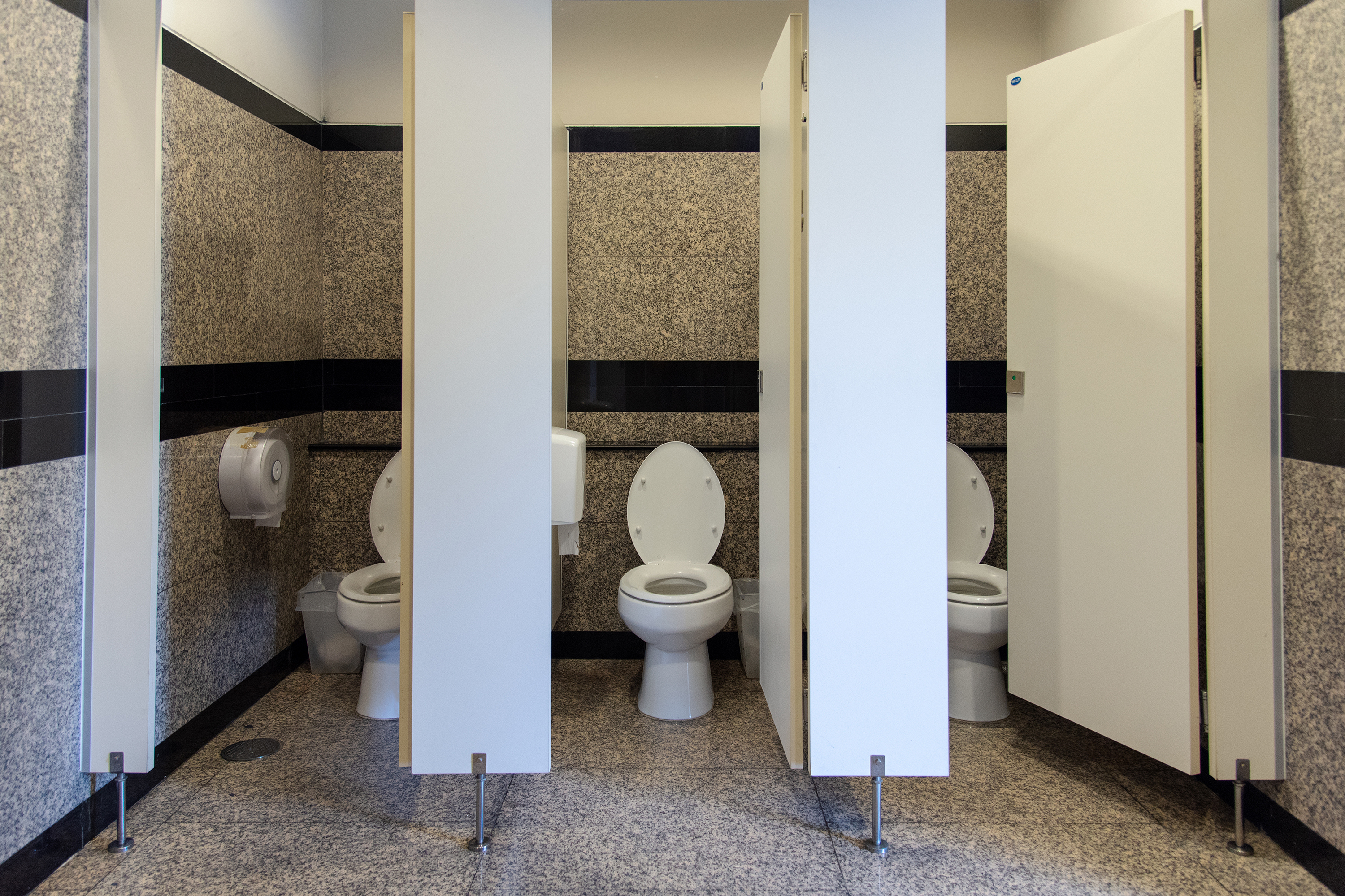 7 Toilet Positions To Relieve Constipation - Bladder & Bowel Community