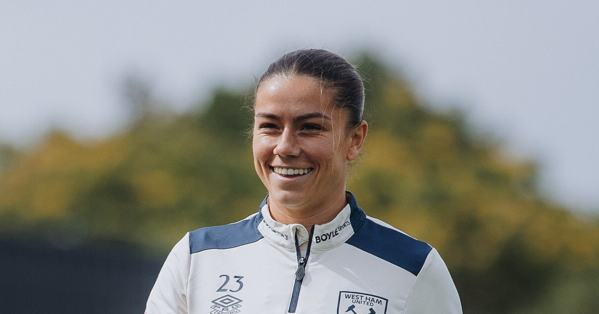 Finion Morgan Sitting Down With... Ffion Morgan - West Ham United FC
