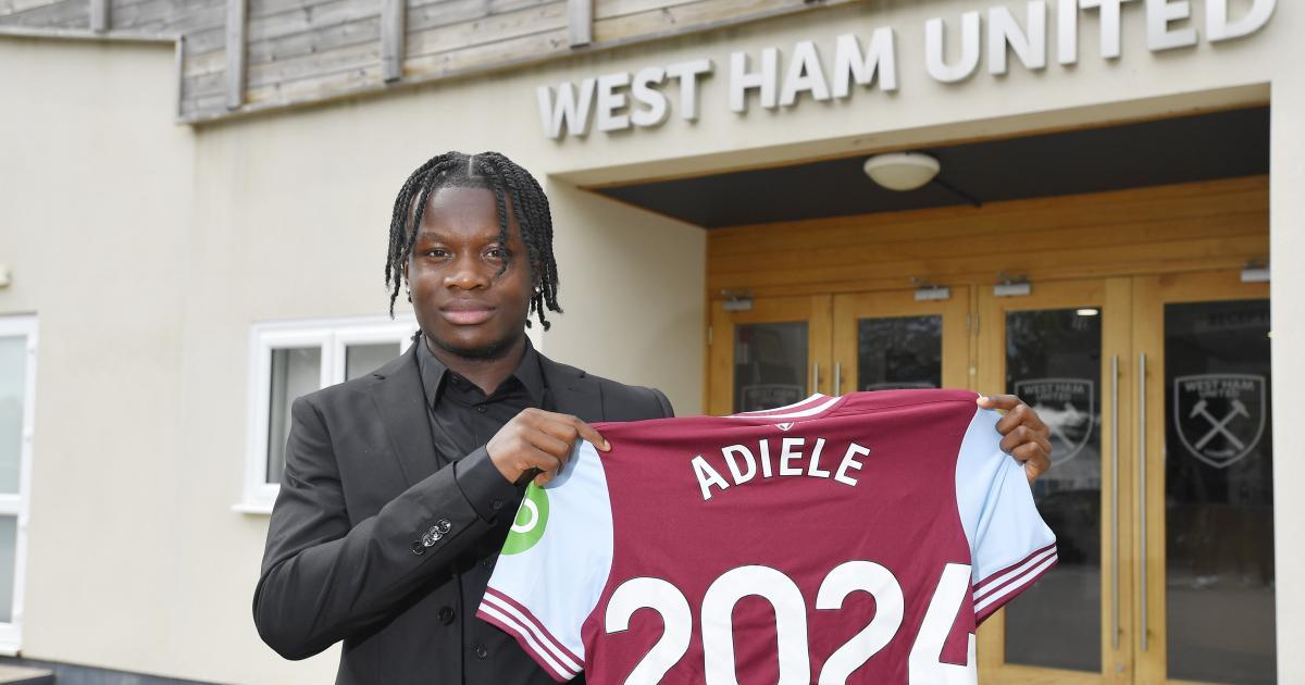 Emeka Sign Emeka Adiele signs first professional contract - West Ham United FC