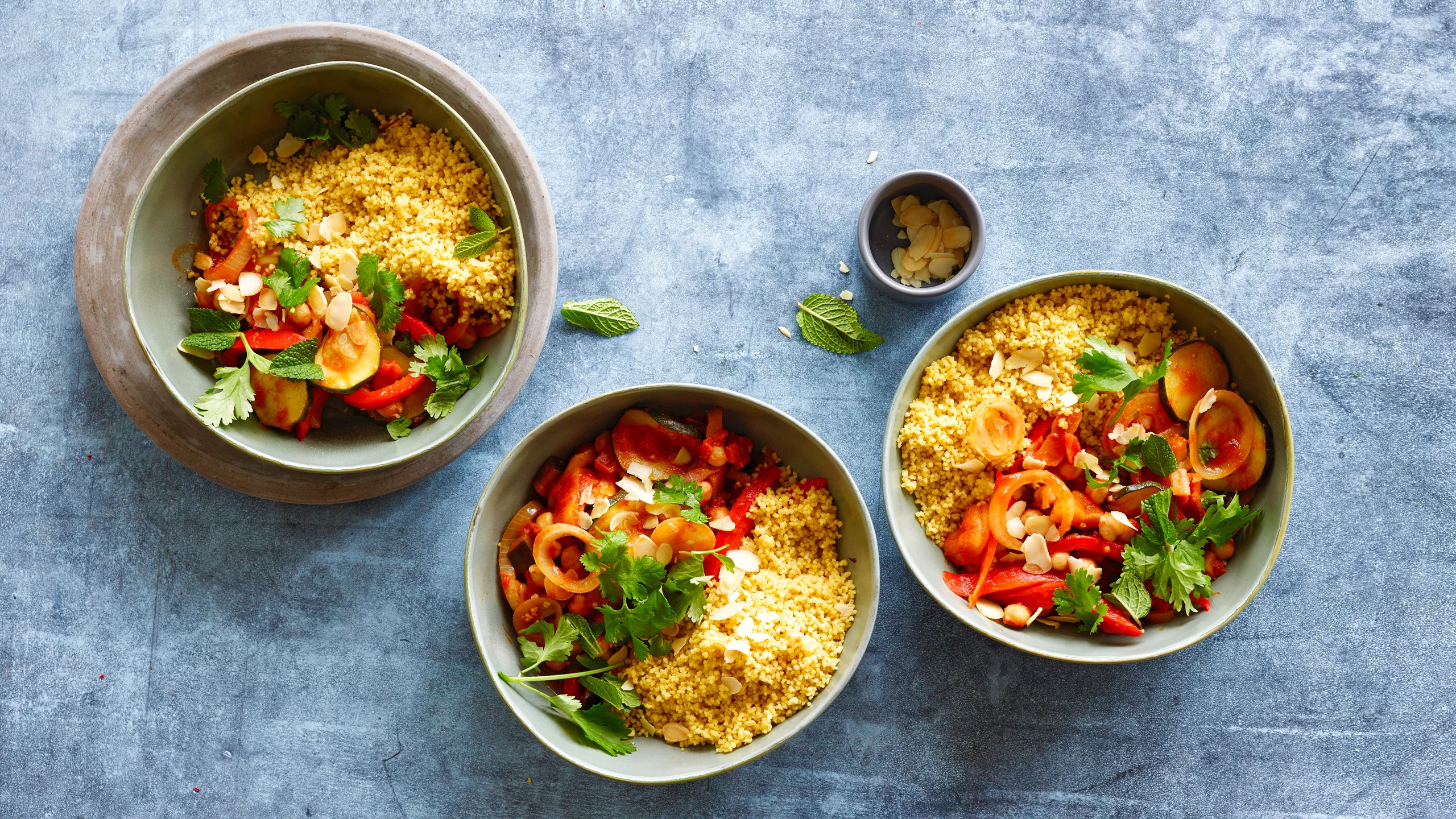 Tajine de légumes avec couscous