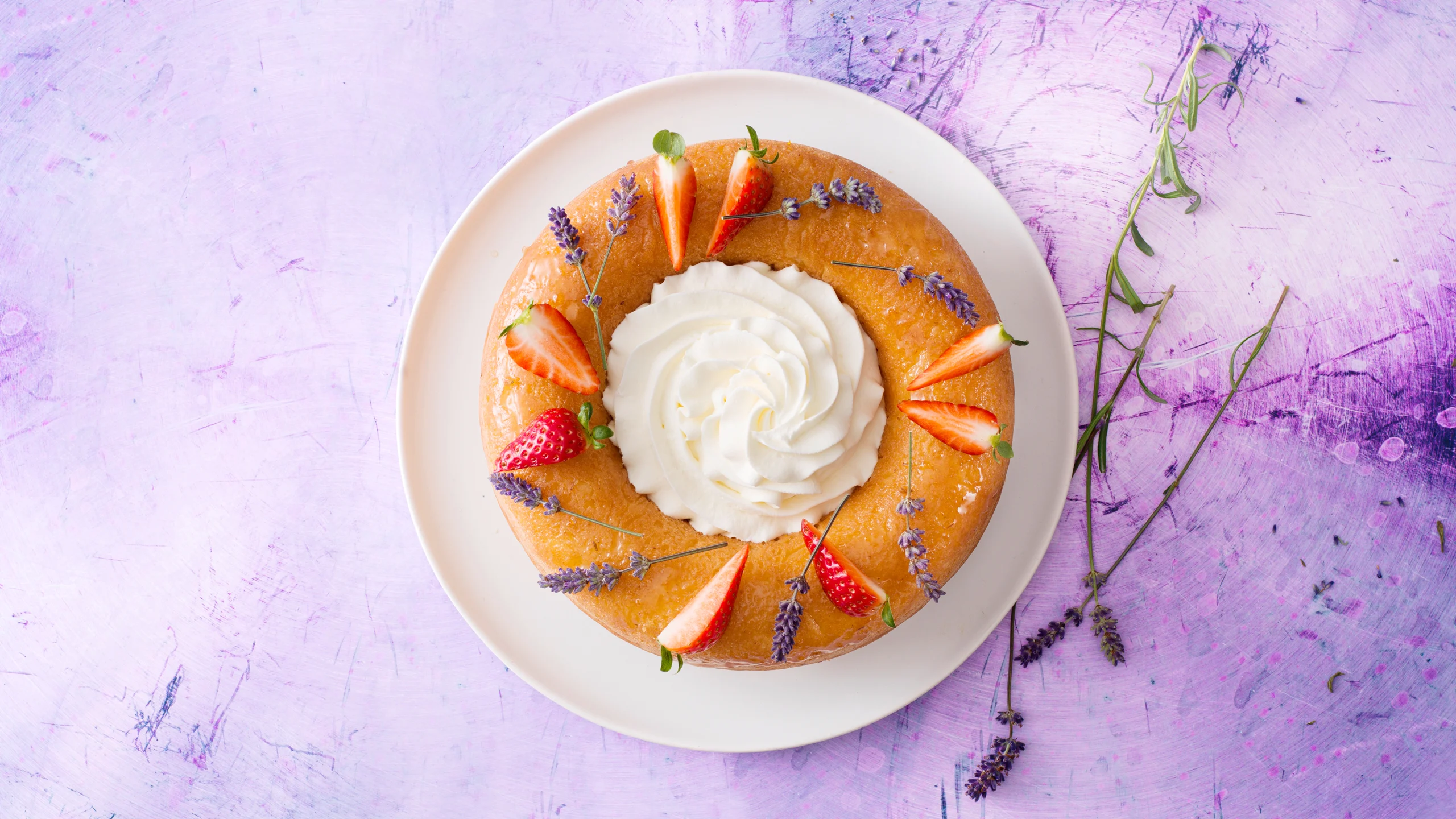Lavendel-Savarin