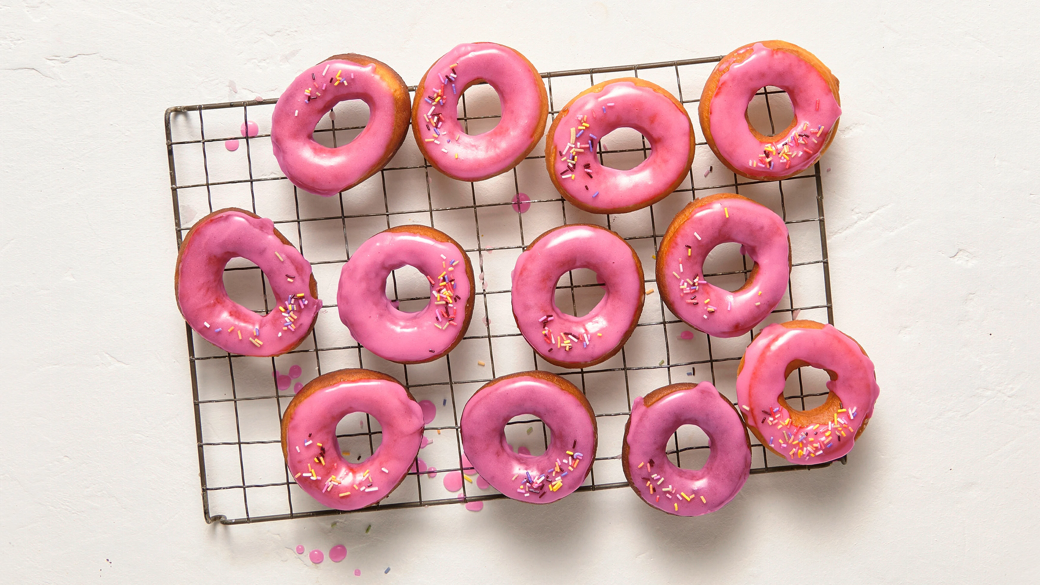 Donuts mit Zuckerglasur