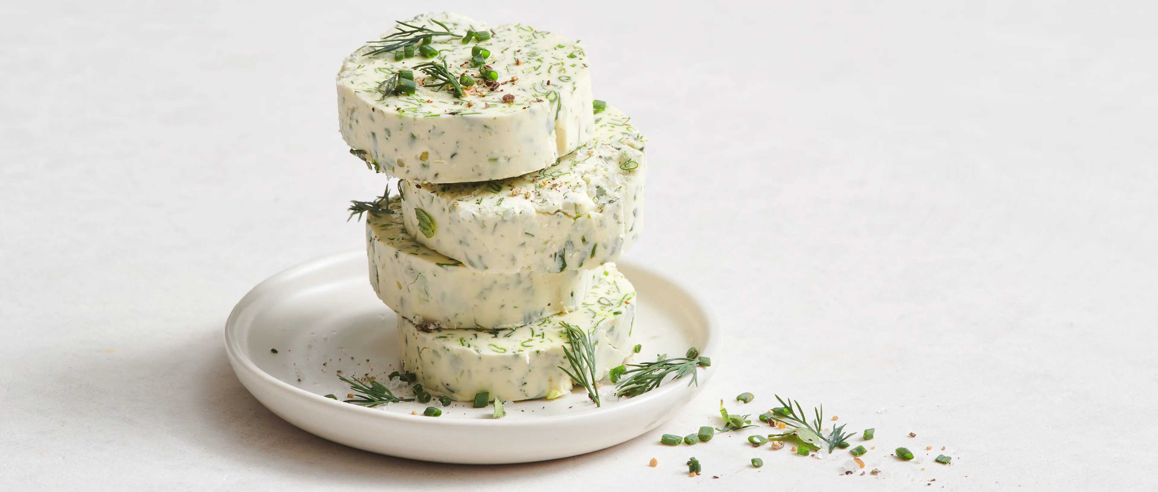Burro alle erbe aromatiche