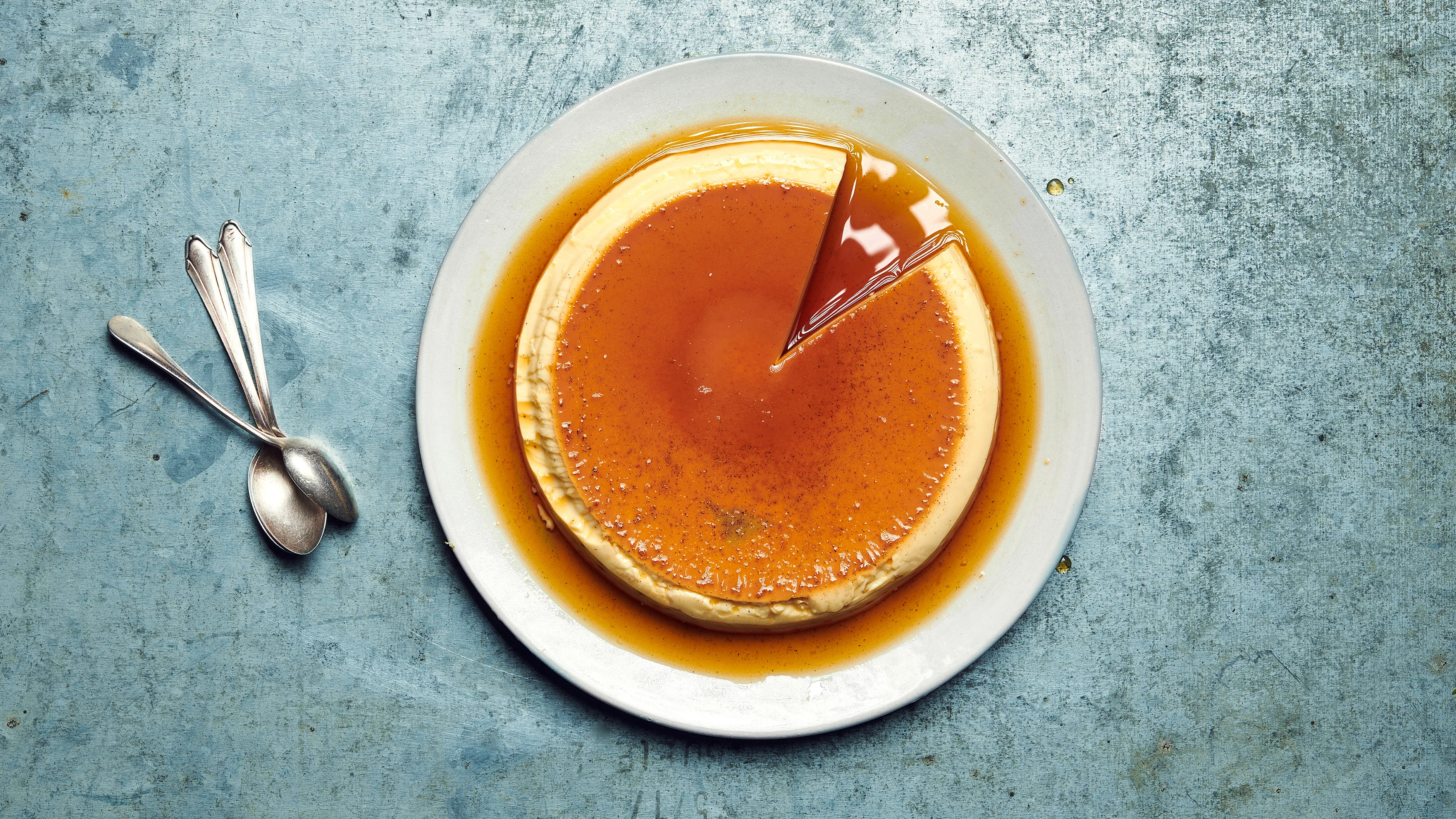 Flan mit Rum-Caramel