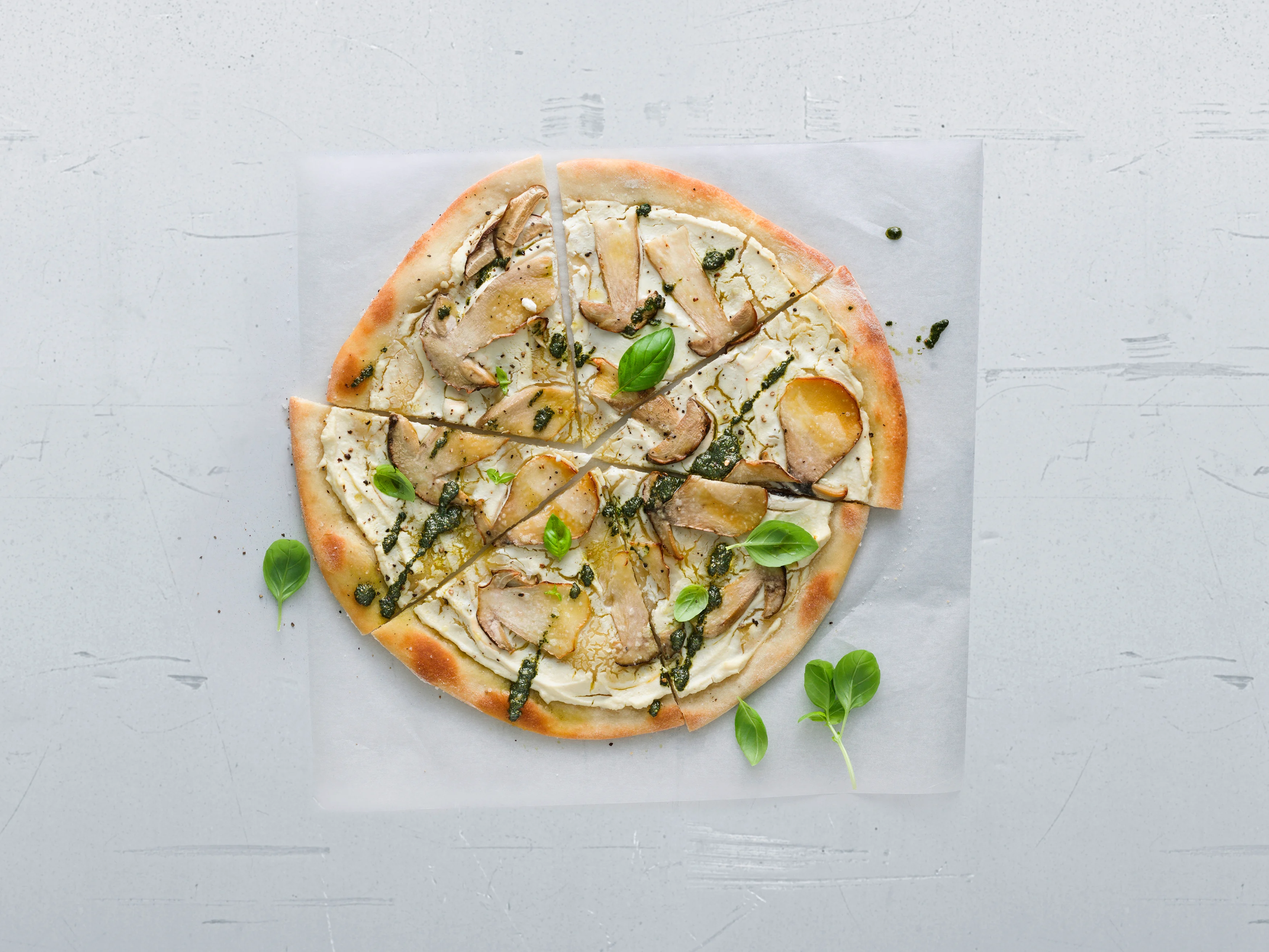 Pizza bianca aux bolets