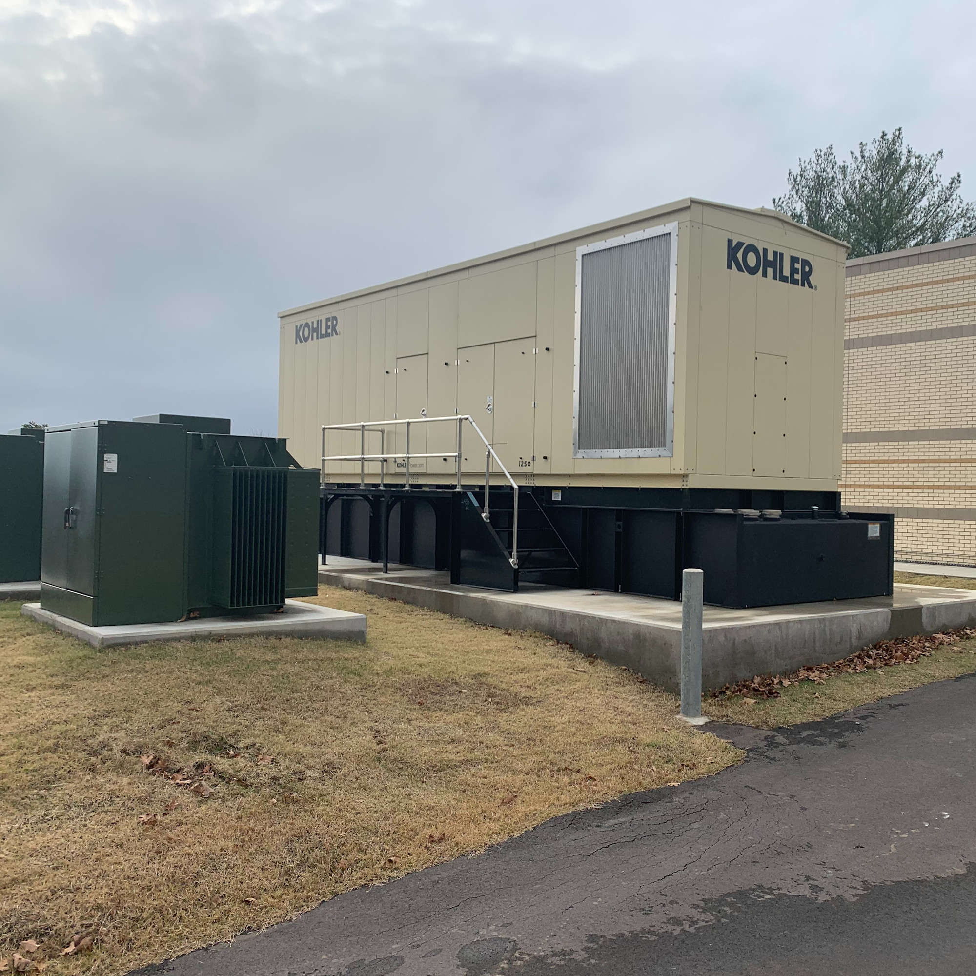 Rehlko Generator by the Ozarka point water treatment facility