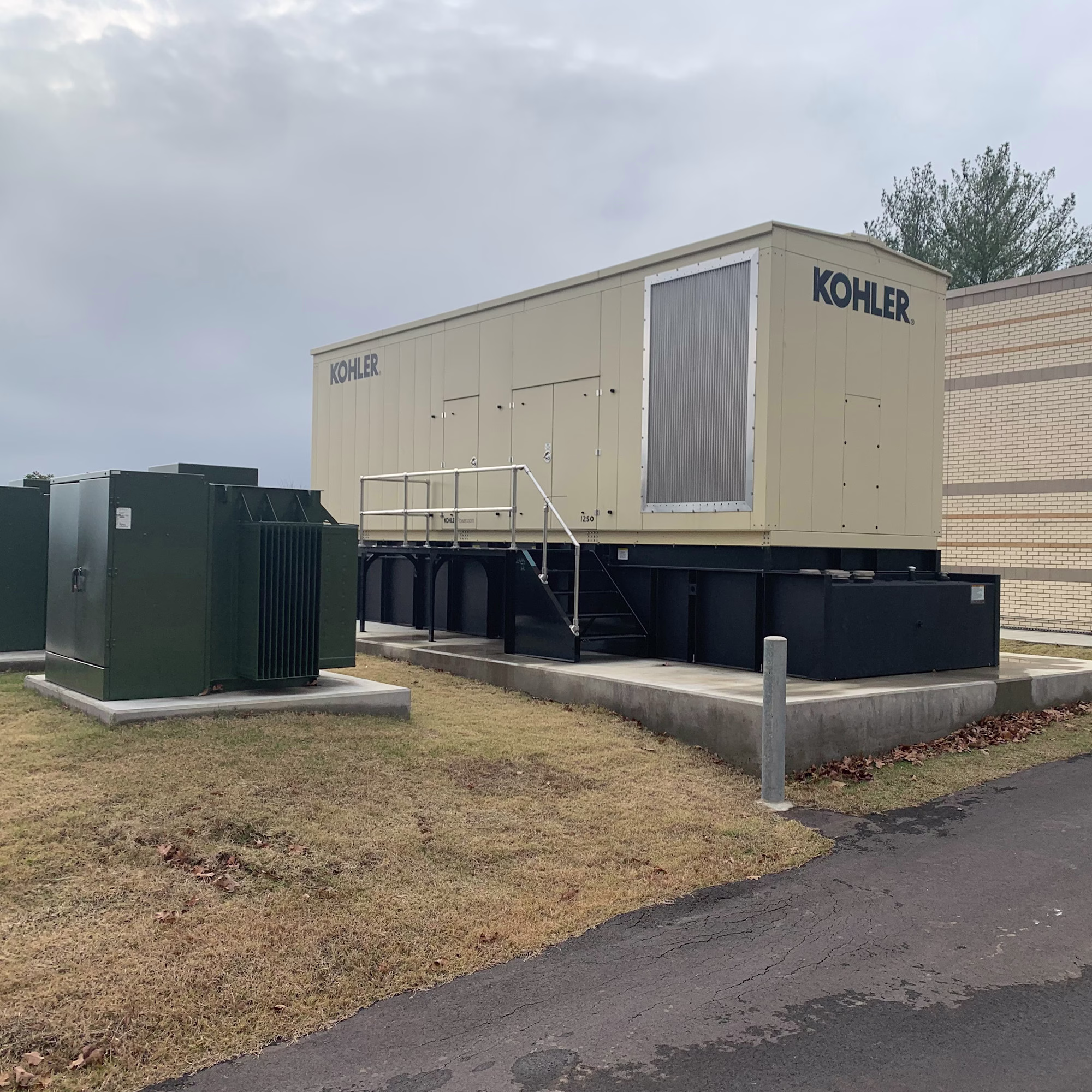 Rehlko Generator by the Ozarka point water treatment facility