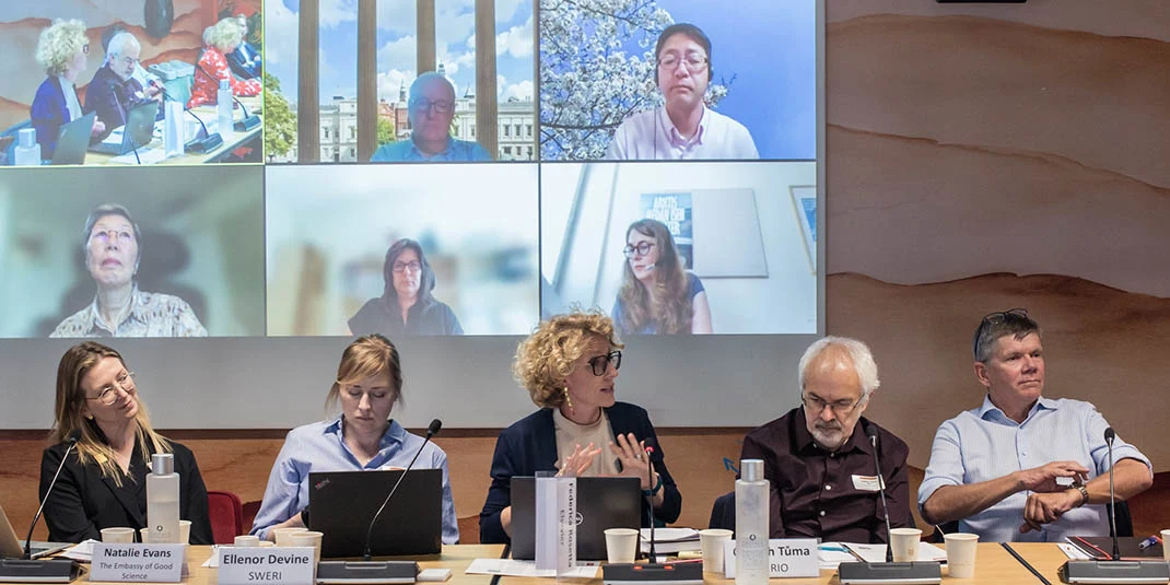 Federica Rosetta (center), Elsevier's VP of Academic & Research Relations, EU, speaks at the roundtable hosted by Science|Business and Elsevier. (Photo by Denitsa Nikolova for Science|Business)