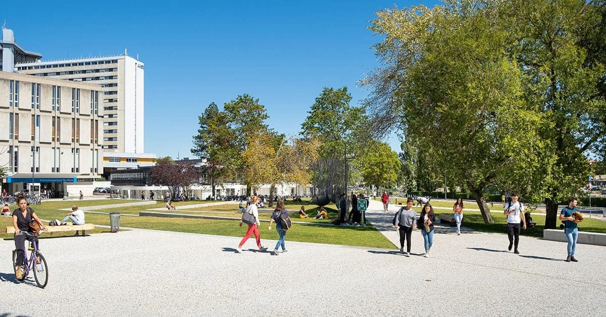 Jacques Latrille campus esplanade at Université de Bordeaux