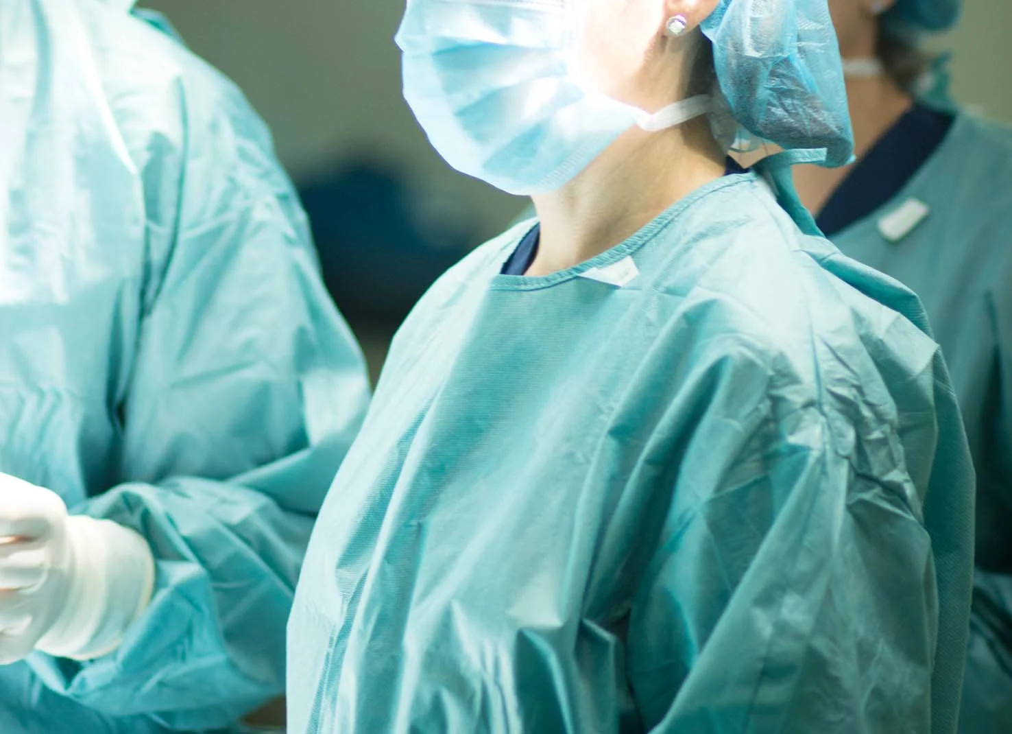 nurse in operating room