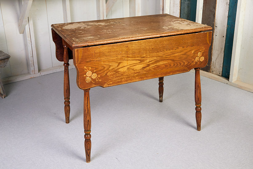 Find a drop leaf table to upcycle