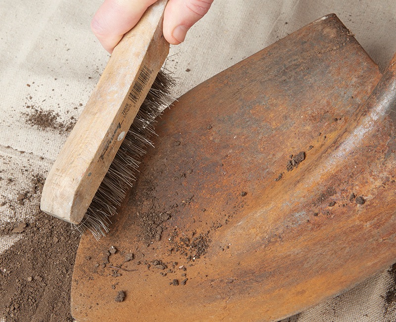 scrub rusty shovel