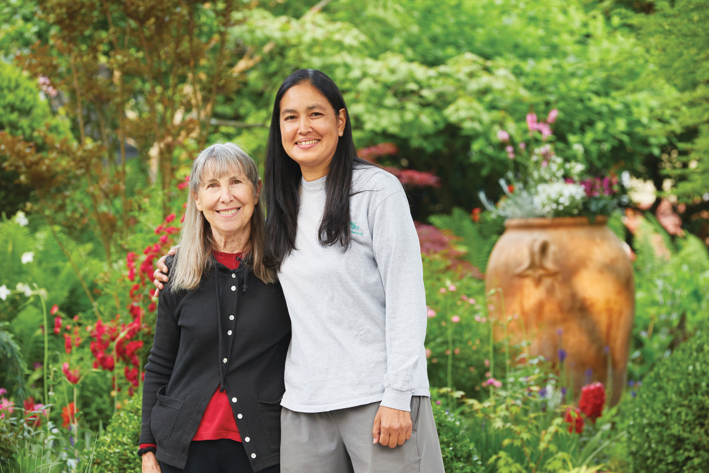 GG187 BA 01 gamf0245: Ellen Goldfarb and daughter, Tracy Buttrick of What’s Blooming? in River Edge, New Jersey.