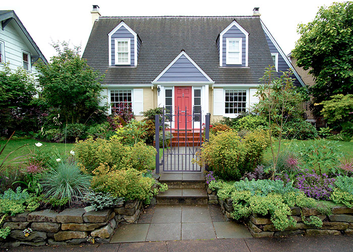 Koelink Garden Front Garden: Use bold color to amp up curb appeal in your front garden.