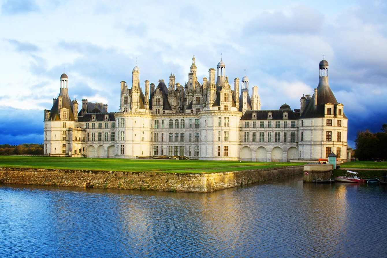 Discover the Château de Chambord! - Museum TV