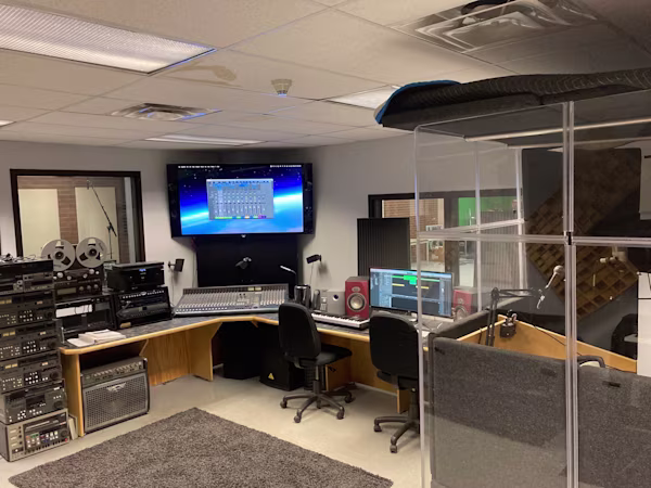 Editing / VFX / Recording / Colour