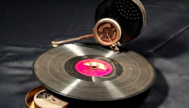 A pocket gramophone.